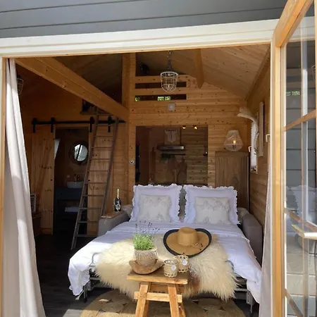 De Duinweg: Direct Aan Duin En Bos